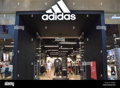 adidas galleria mall.